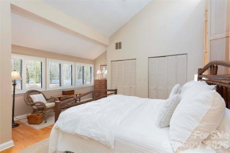 24 E Toxaway Shores Road Lake Toxaway NC 28747
