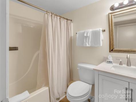 21 Peaceful Way Lake Junaluska NC 28745