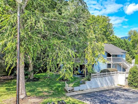 21 Peaceful Way Lake Junaluska NC 28745