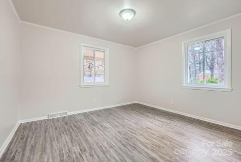 3233 Marlborough Road Charlotte NC 28208