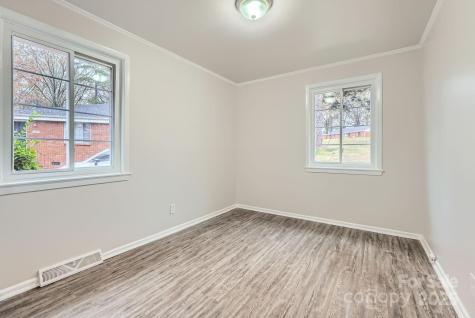 3233 Marlborough Road Charlotte NC 28208