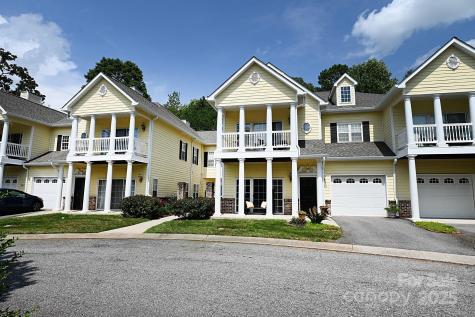 1384 21st Avenue NE Hickory NC 28601