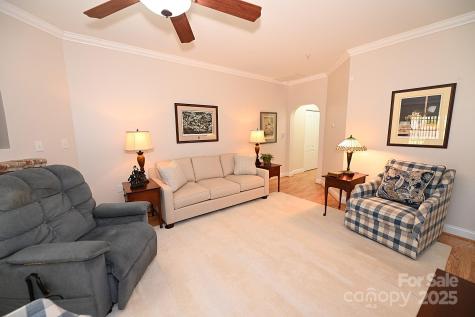 1384 21st Avenue NE Hickory NC 28601