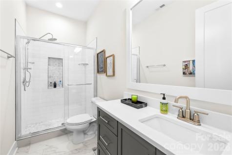 501 E 37th Street Charlotte NC 28205