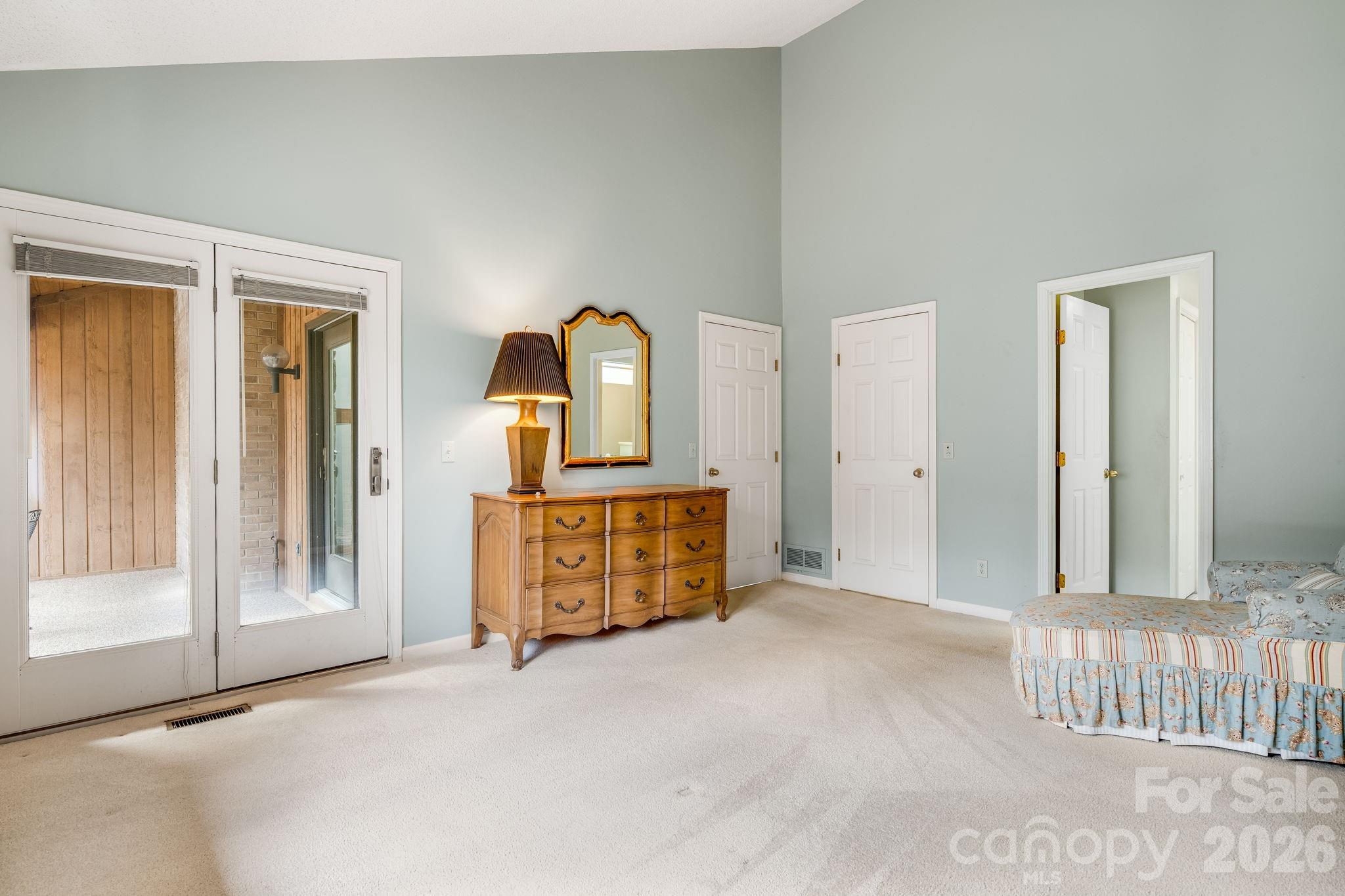 1104 Red Oak Drive Hendersonville NC 28791