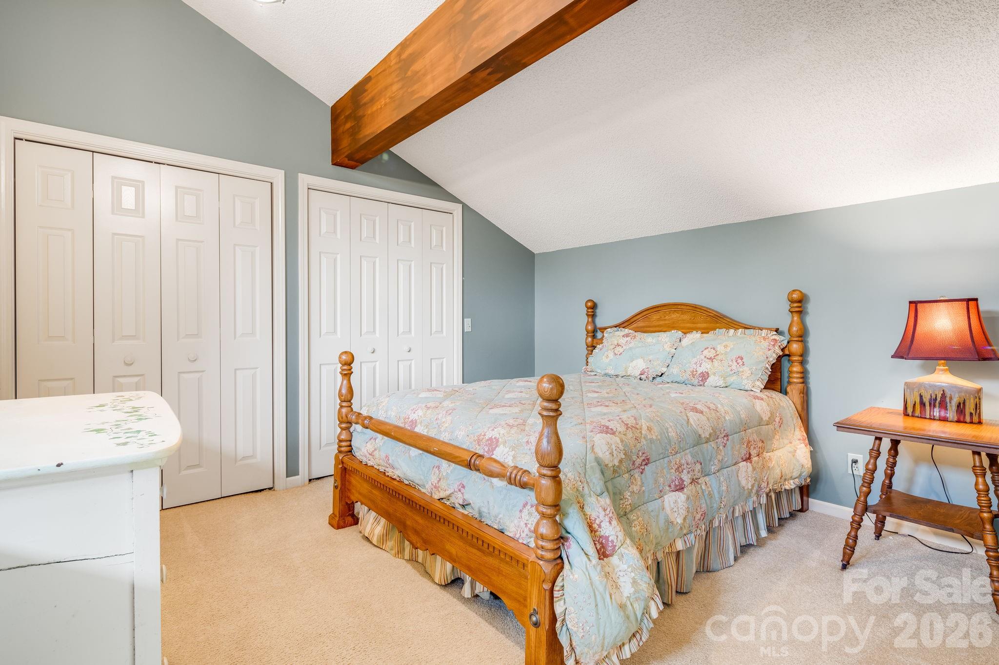 1104 Red Oak Drive Hendersonville NC 28791
