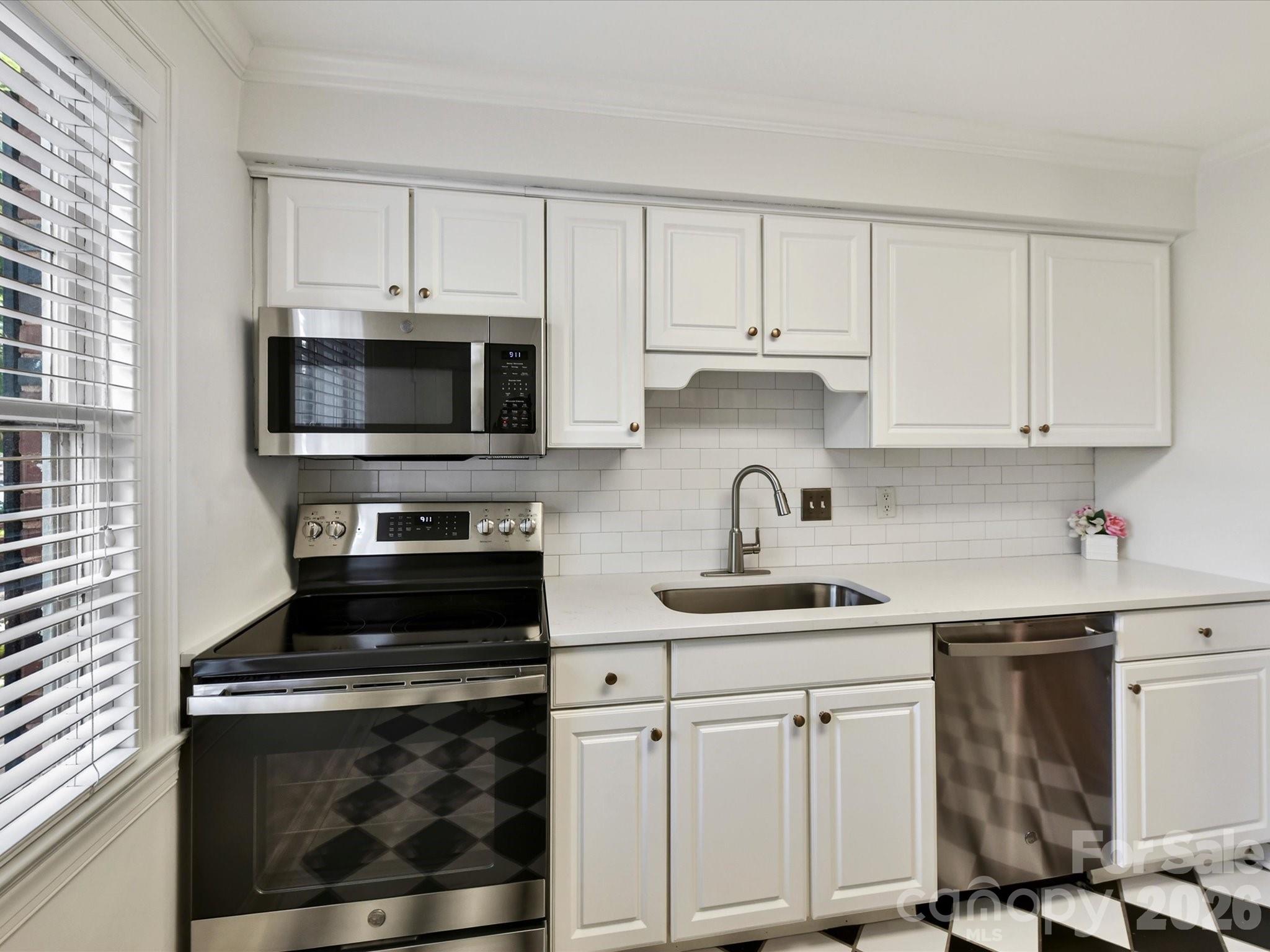 103 S Laurel Avenue Charlotte NC 28207