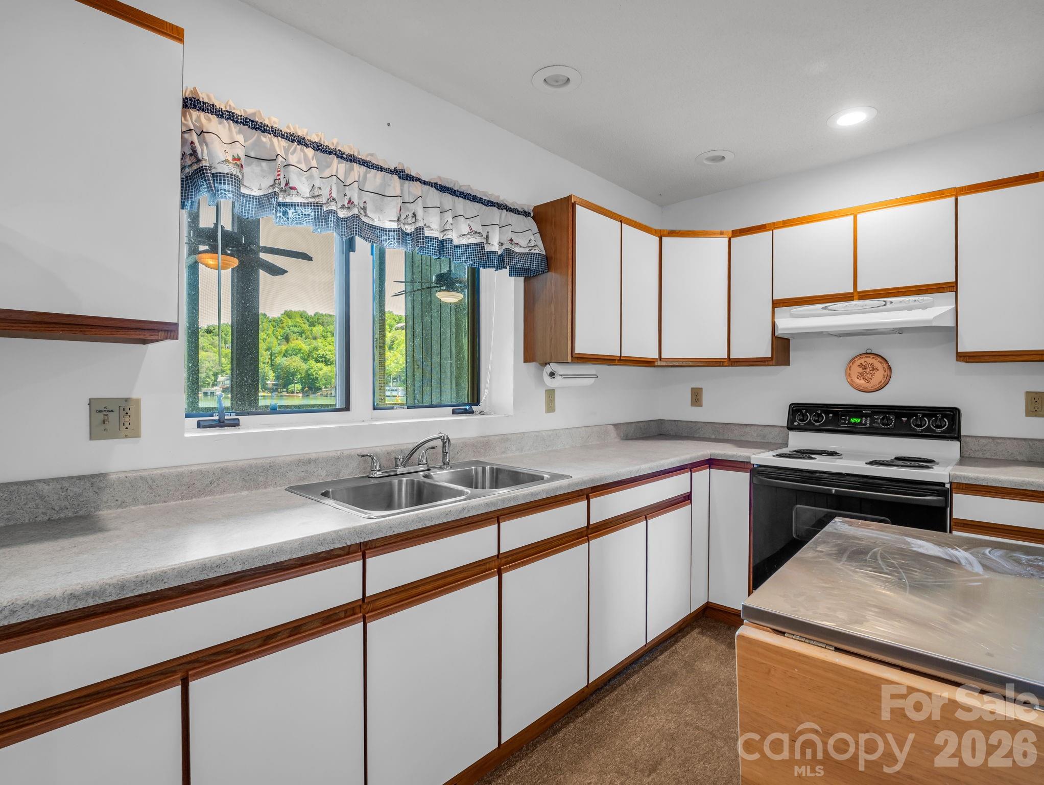 176 Quail Cove Road Lake Lure NC 28746