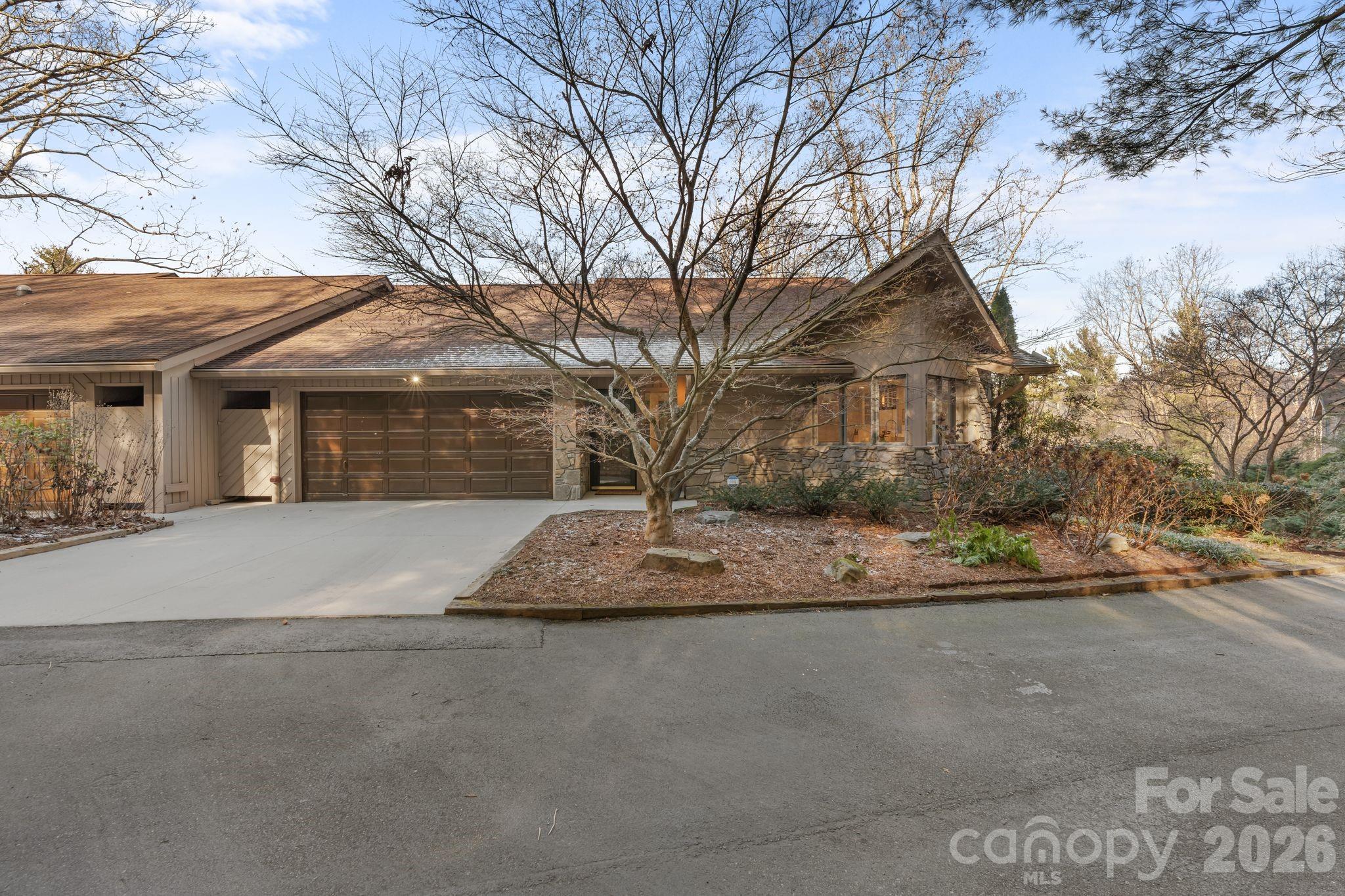 3302 Timber Trail Asheville NC 28804