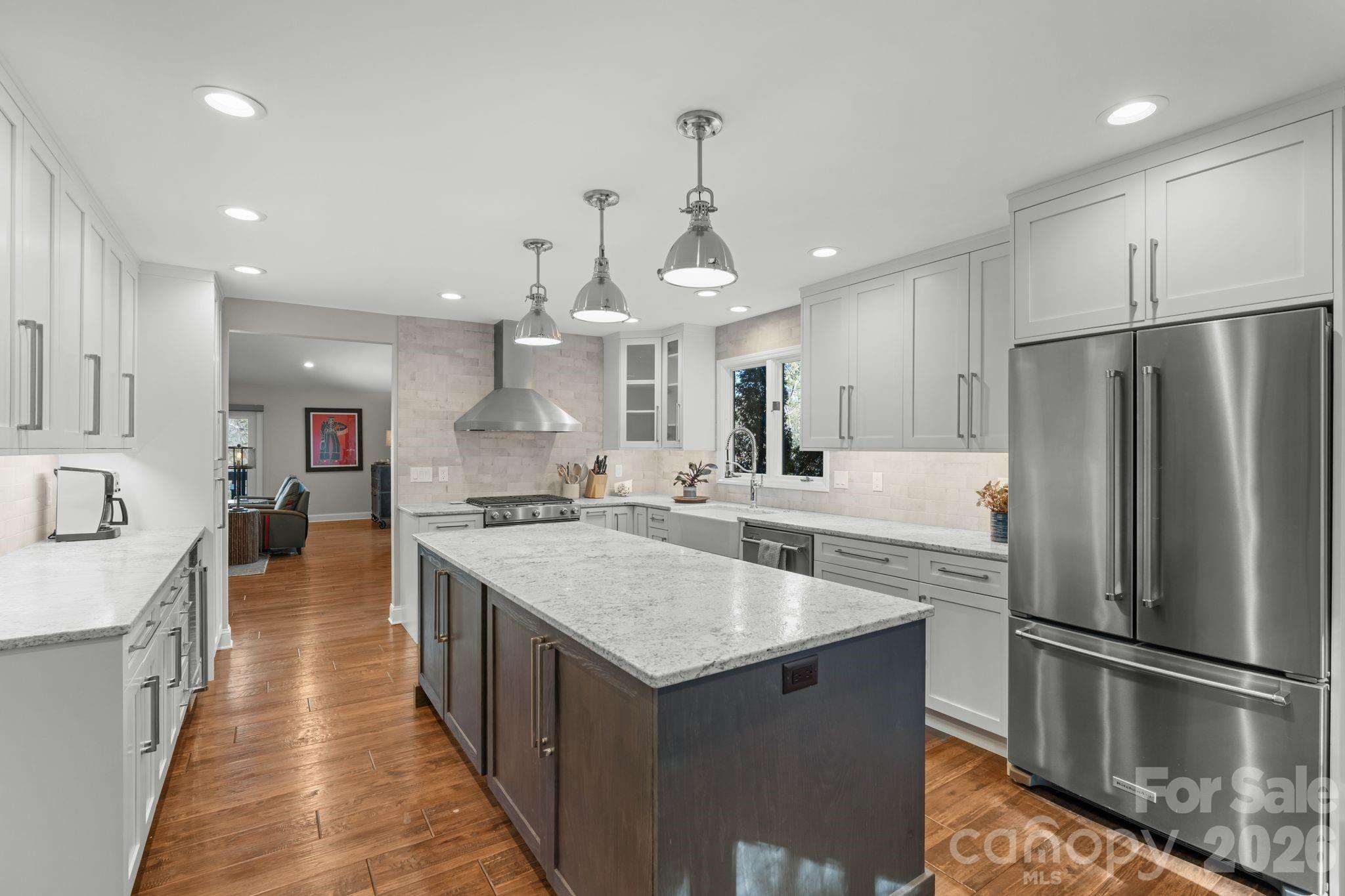 3302 Timber Trail Asheville NC 28804