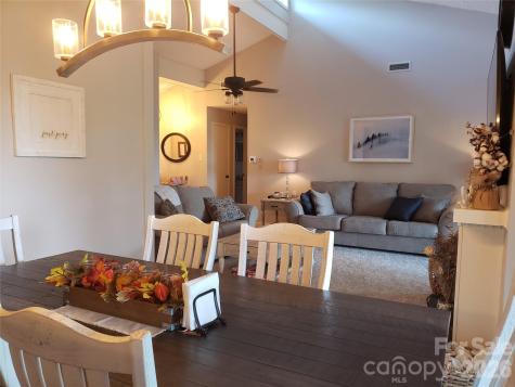 283 Tinequa Drive Brevard NC 28712