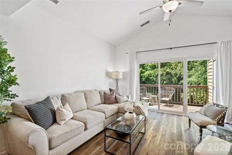 3302 Selwyn Farms Lane Charlotte NC 28209