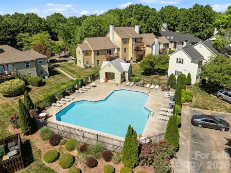 3302 Selwyn Farms Lane Charlotte NC 28209