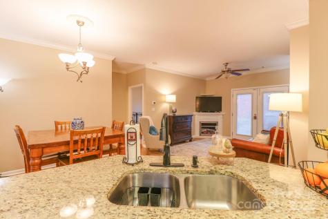 6 Northbrook Place Asheville NC 28804