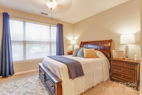 6 Northbrook Place Asheville NC 28804