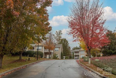 6 Northbrook Place Asheville NC 28804