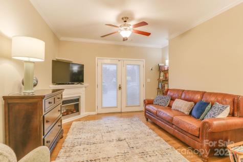 6 Northbrook Place Asheville NC 28804