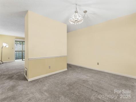 1203 Abbey Circle Asheville NC 28805