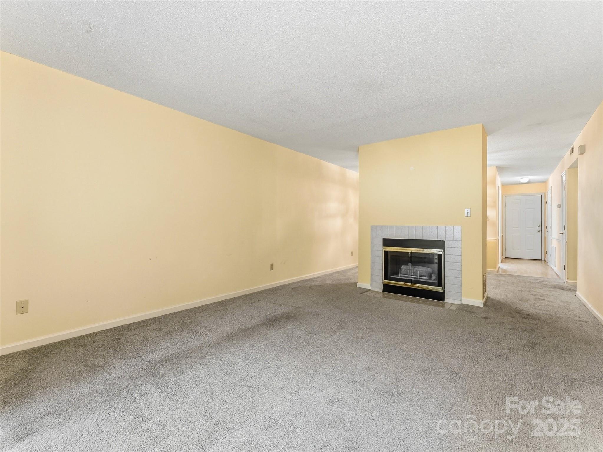 1203 Abbey Circle Asheville NC 28805