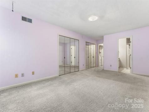 1203 Abbey Circle Asheville NC 28805