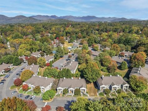 1203 Abbey Circle Asheville NC 28805