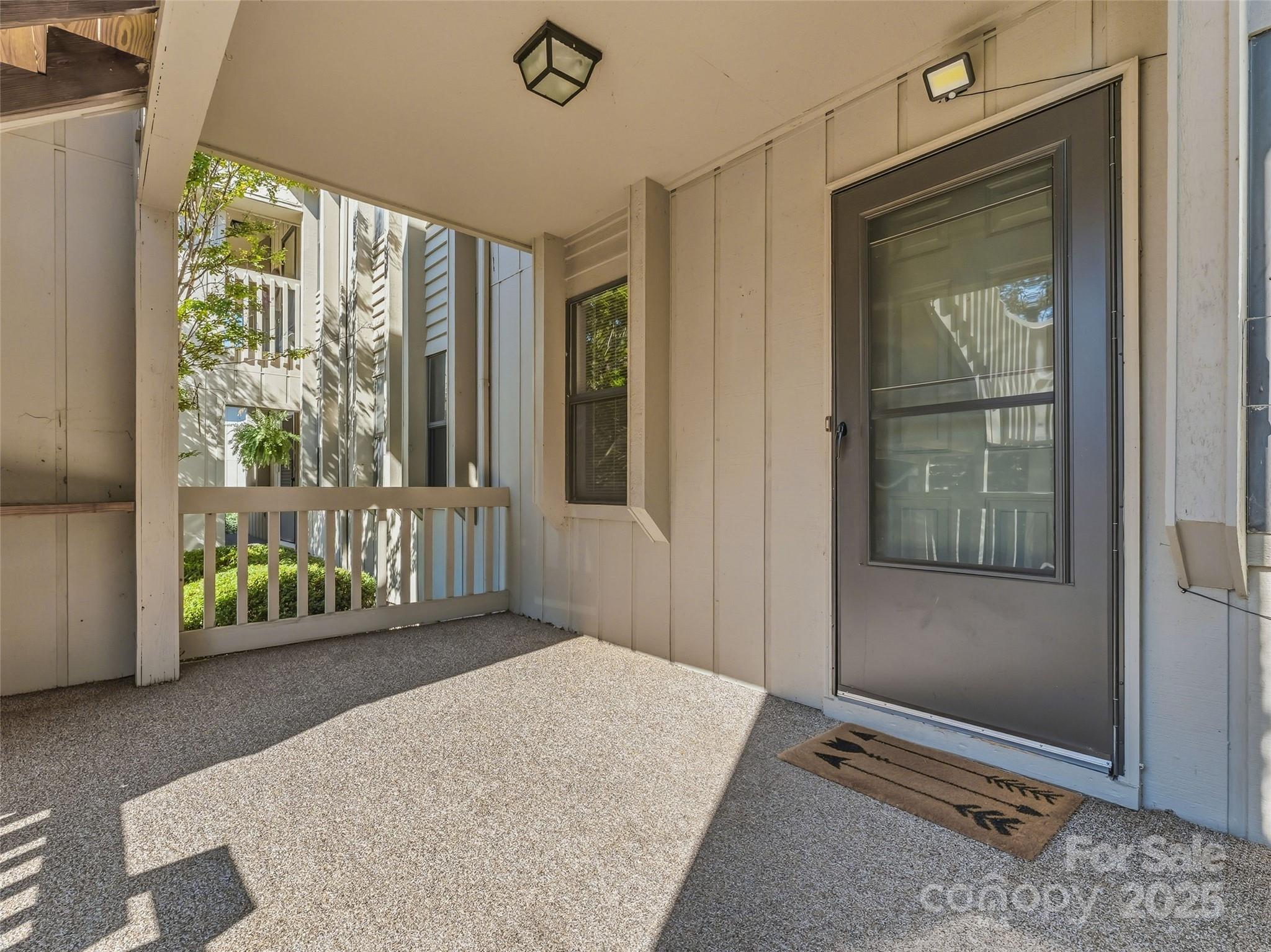1203 Abbey Circle Asheville NC 28805