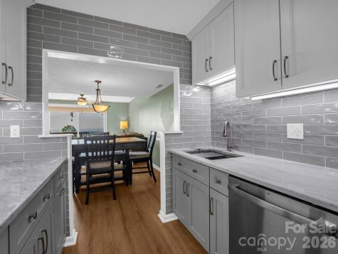 2881 White Oak Mountain Road Columbus NC 28722