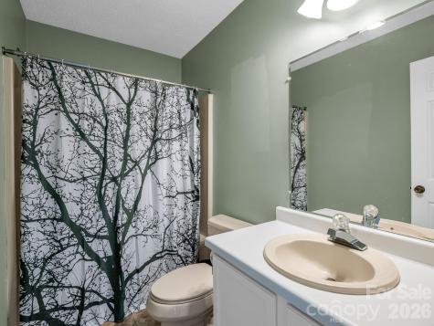 2881 White Oak Mountain Road Columbus NC 28722