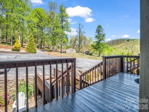 2881 White Oak Mountain Road Columbus NC 28722