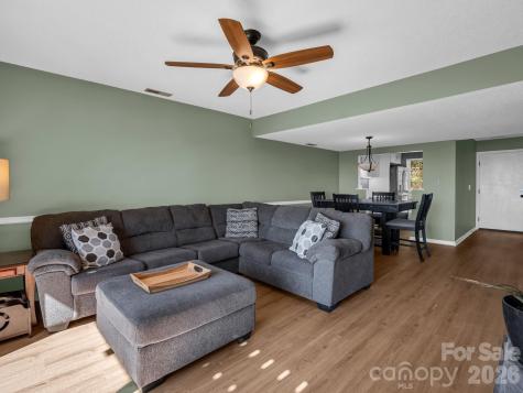2881 White Oak Mountain Road Columbus NC 28722