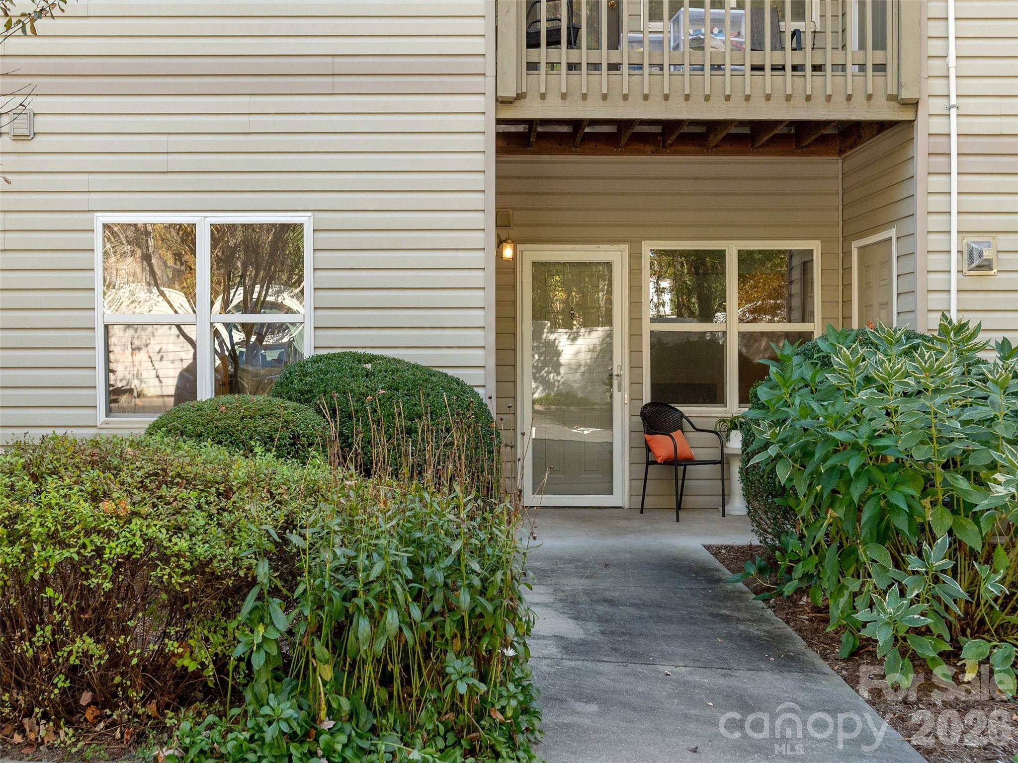 702 Carlyle Way Asheville NC 28803