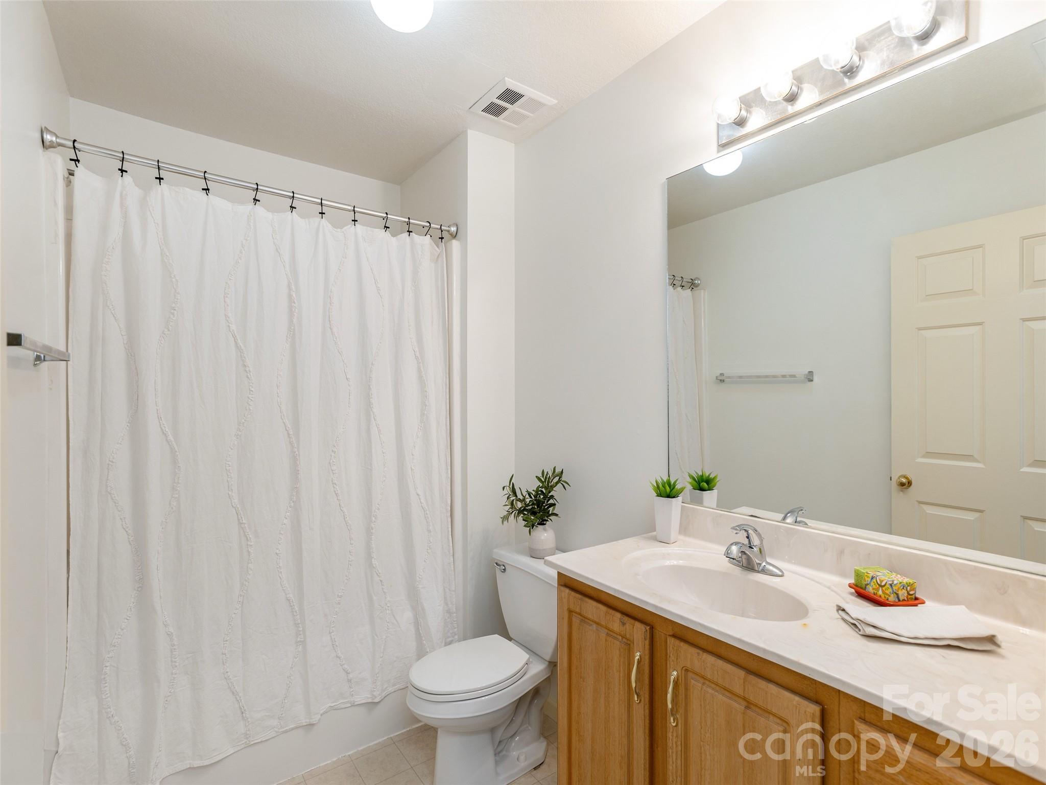 702 Carlyle Way Asheville NC 28803