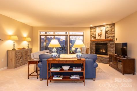 120 Pleasant View Boulevard Sugar Mountain NC 28604
