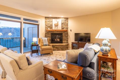120 Pleasant View Boulevard Sugar Mountain NC 28604