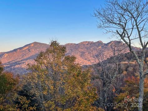 120 Pleasant View Boulevard Sugar Mountain NC 28604