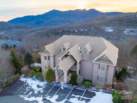 120 Pleasant View Boulevard Sugar Mountain NC 28604