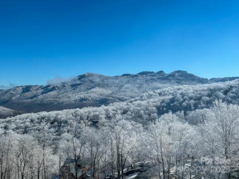 120 Pleasant View Boulevard Sugar Mountain NC 28604