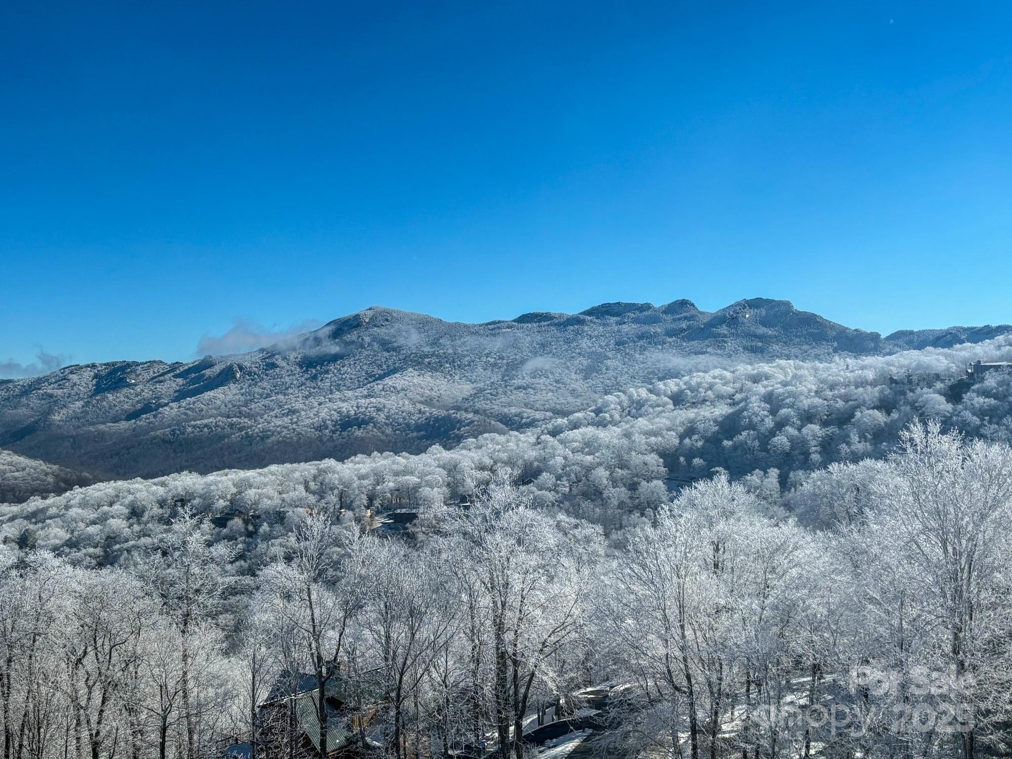 120 Pleasant View Boulevard Sugar Mountain NC 28604