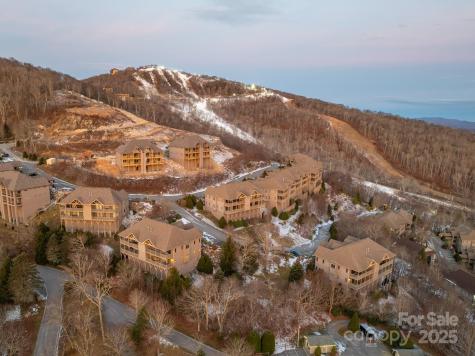 120 Pleasant View Boulevard Sugar Mountain NC 28604