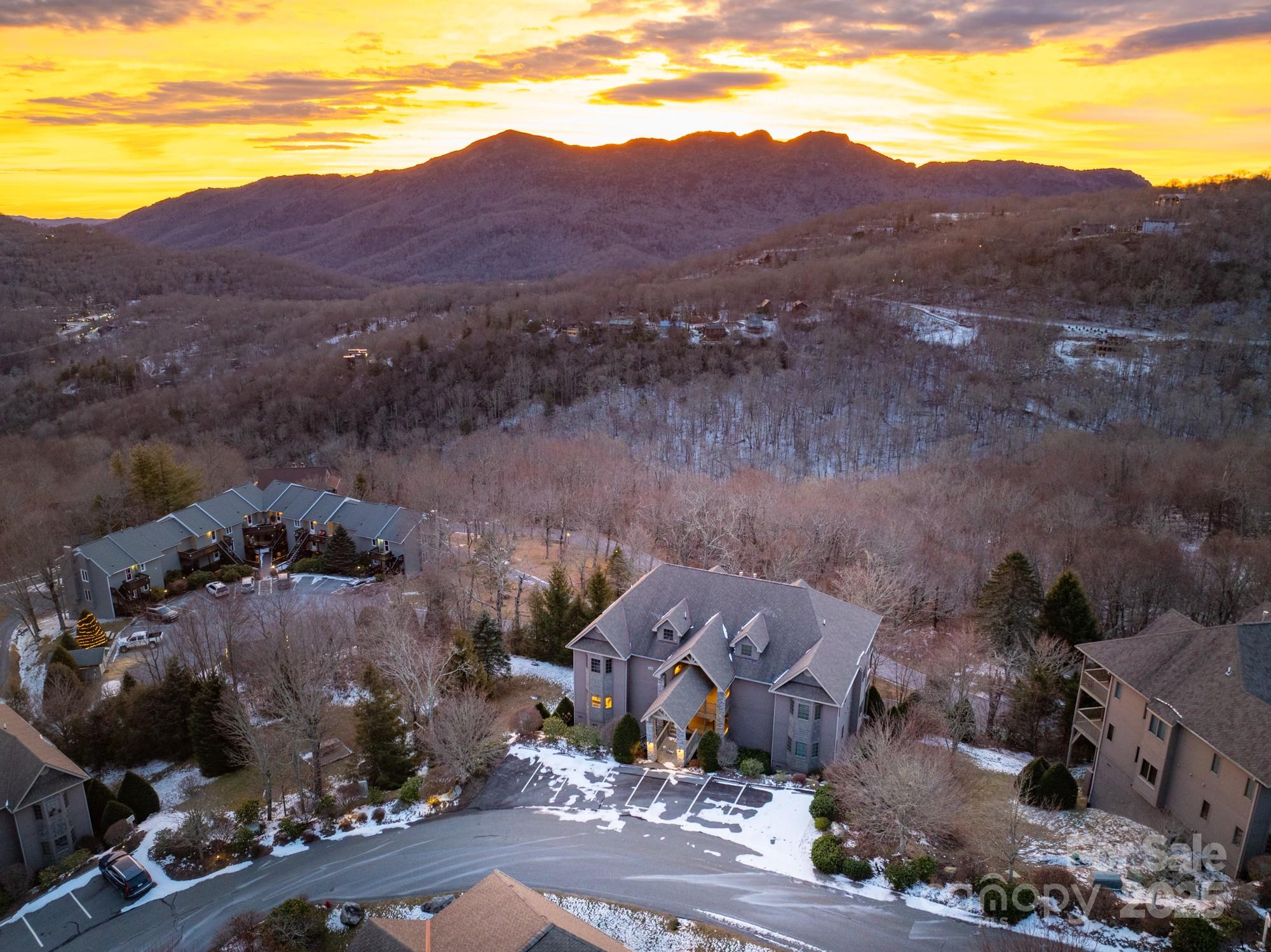 120 Pleasant View Boulevard Sugar Mountain NC 28604