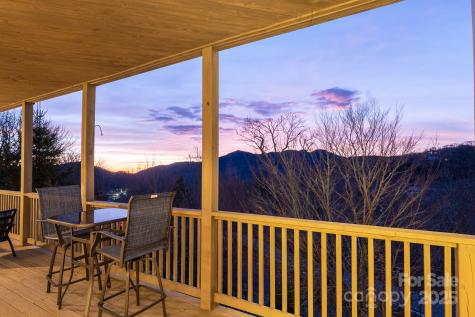 120 Pleasant View Boulevard Sugar Mountain NC 28604