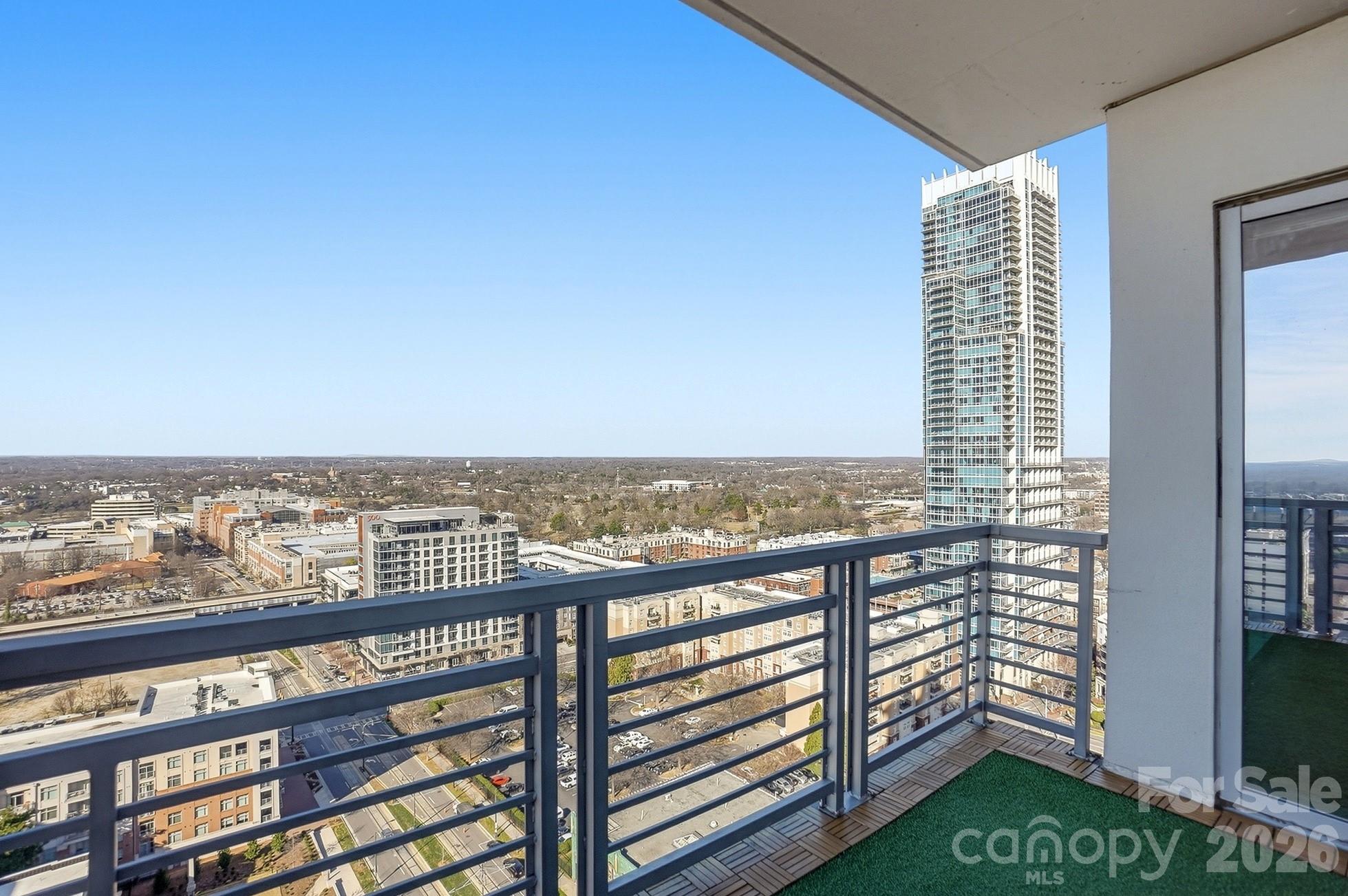 333 W Trade Street Charlotte NC 28202