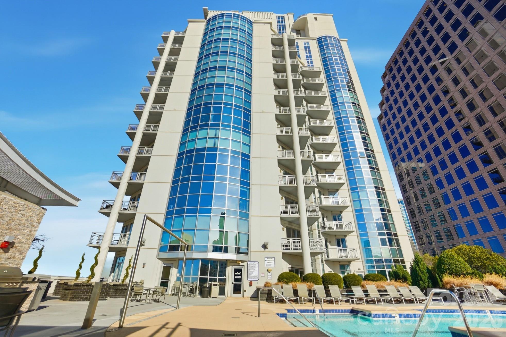 333 W Trade Street Charlotte NC 28202