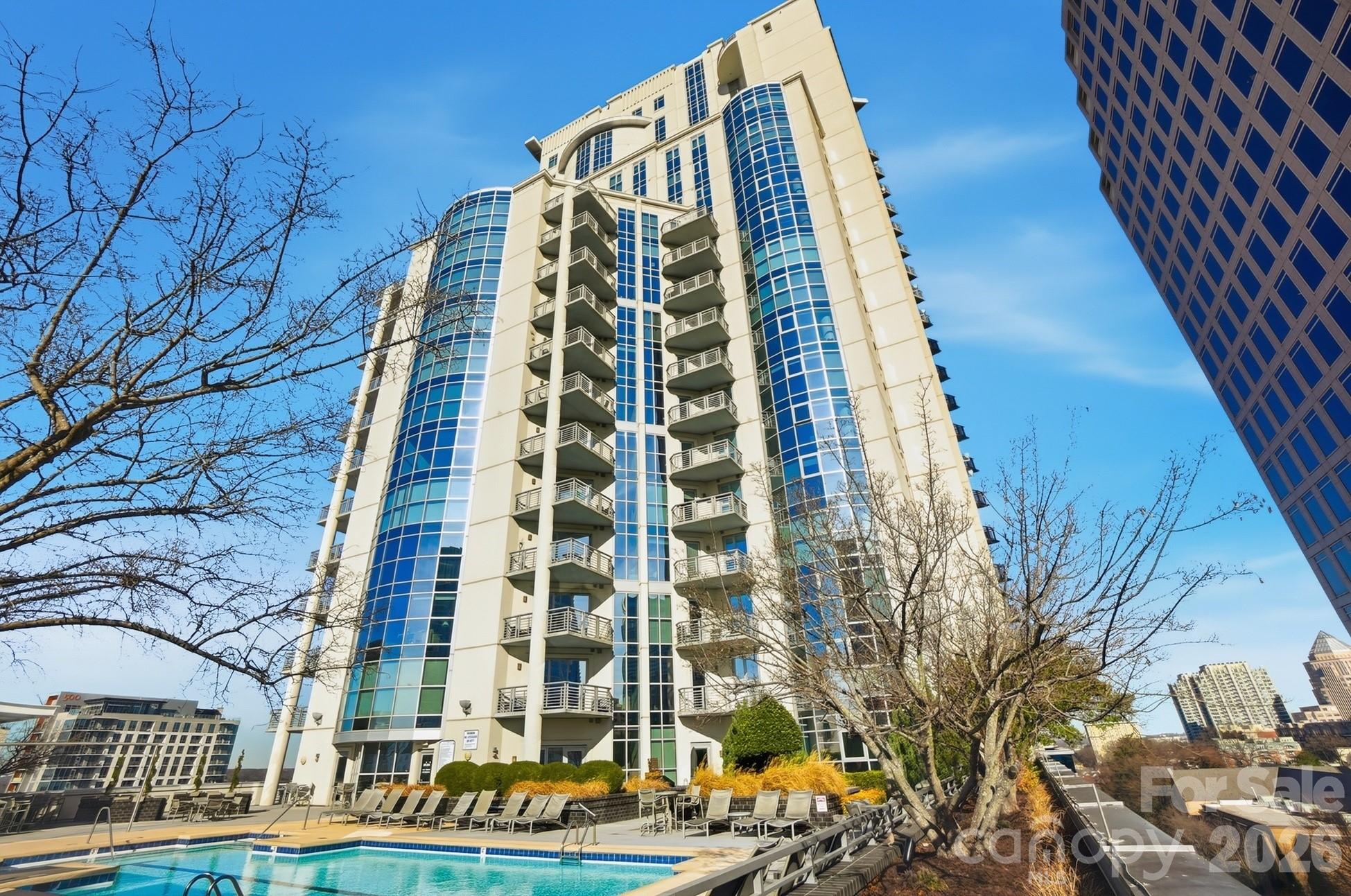333 W Trade Street Charlotte NC 28202