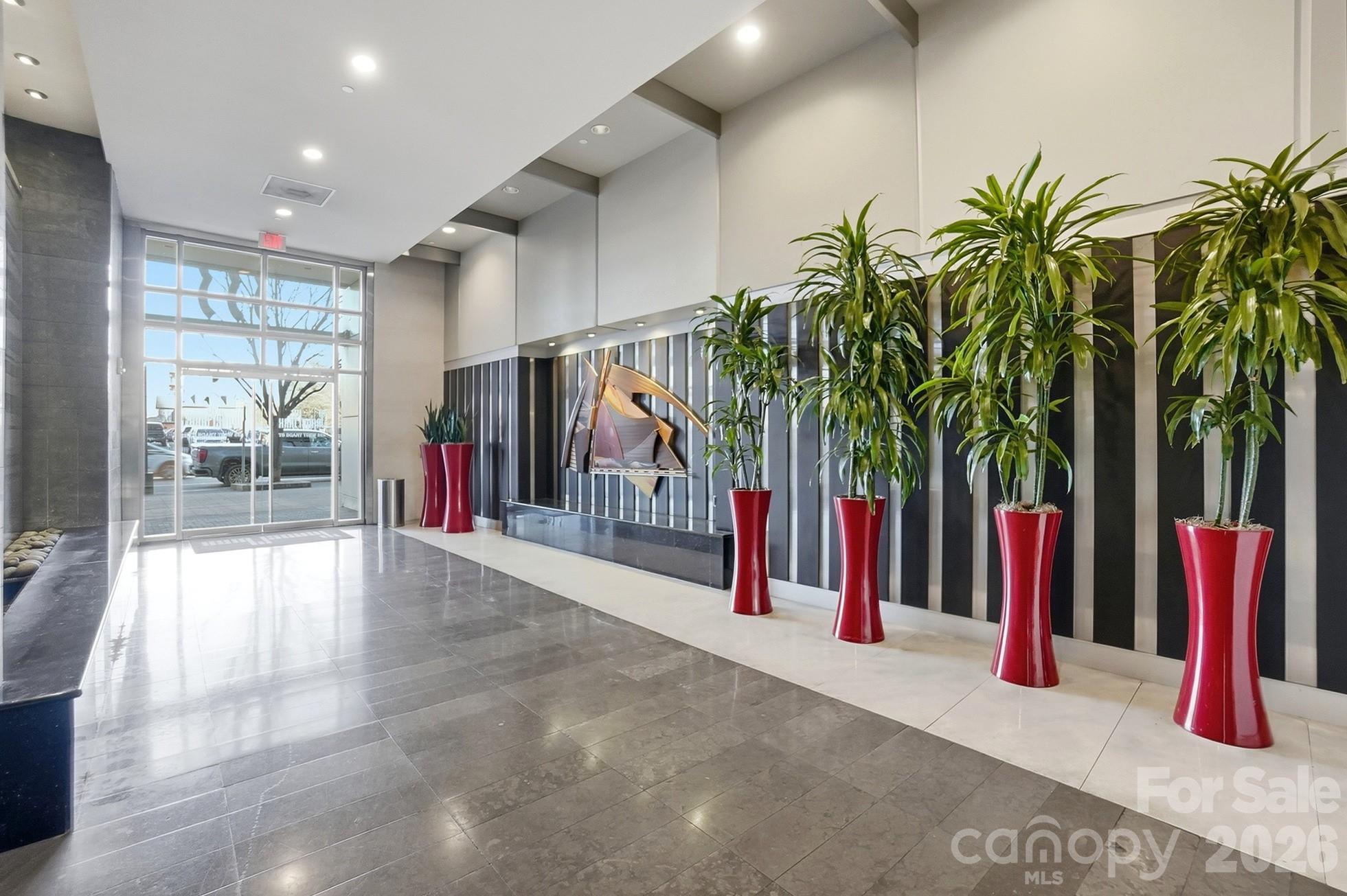 333 W Trade Street Charlotte NC 28202