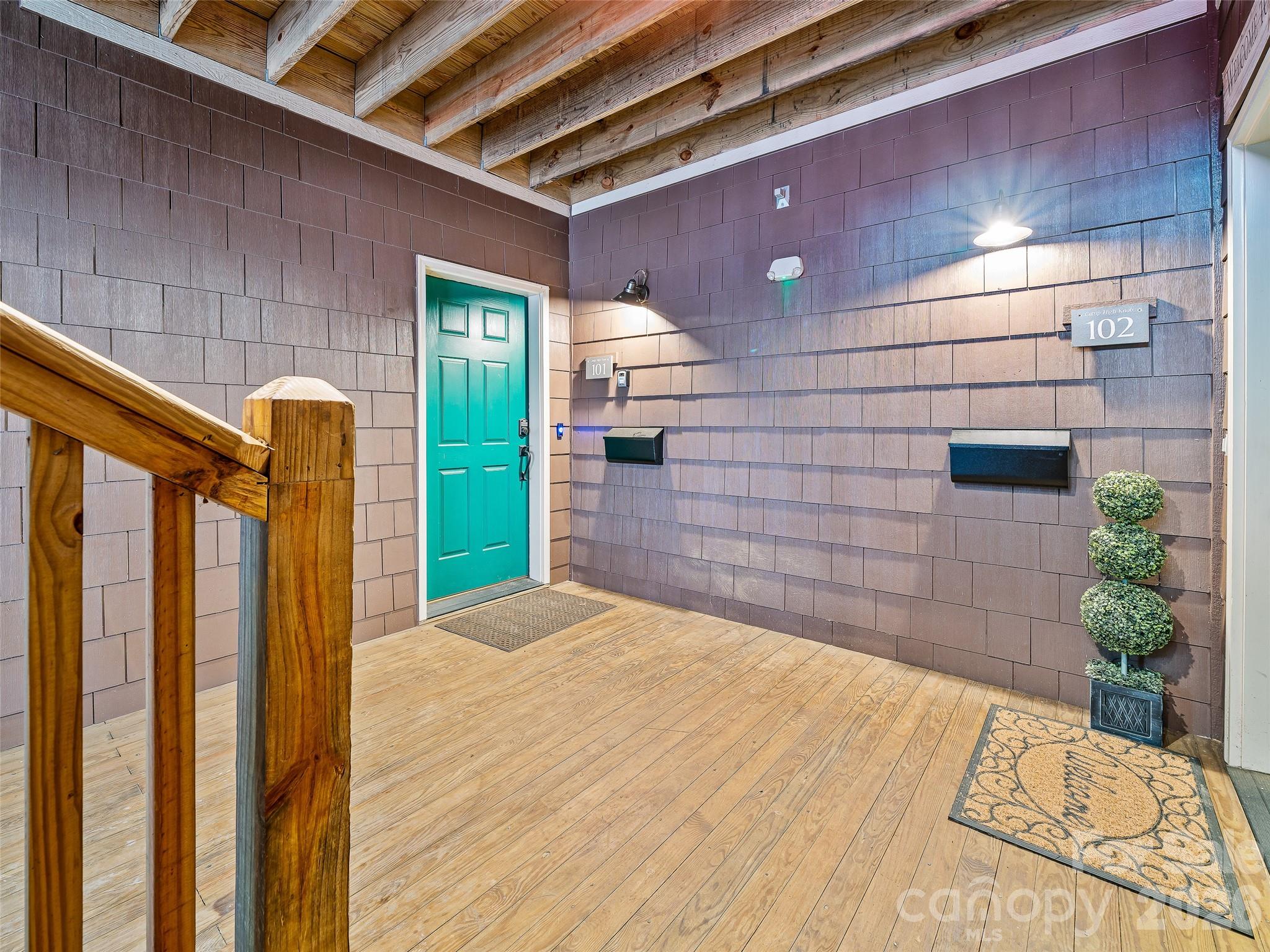 81 Creekside Way Burnsville NC 28714