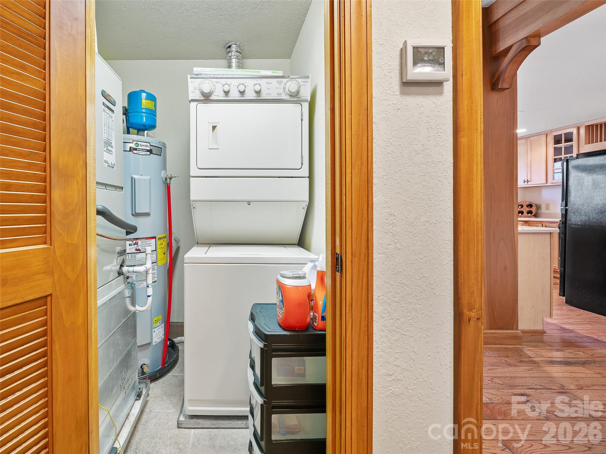 81 Creekside Way Burnsville NC 28714