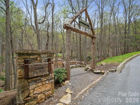 81 Creekside Way Burnsville NC 28714