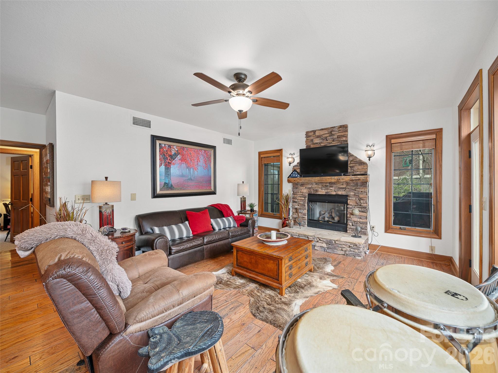 81 Creekside Way Burnsville NC 28714