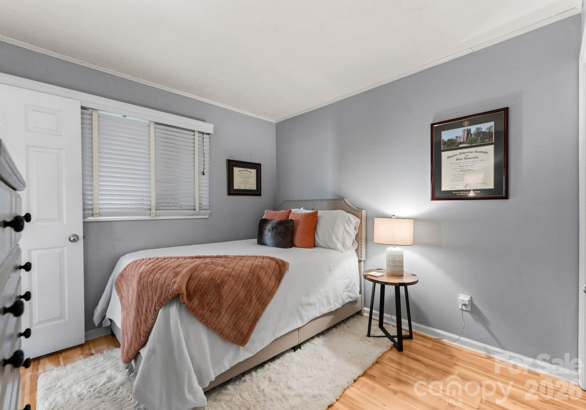 1109 E Morehead Street Charlotte NC 28204
